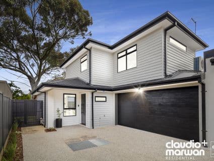2/3 New Road, Oak Park - Image 1