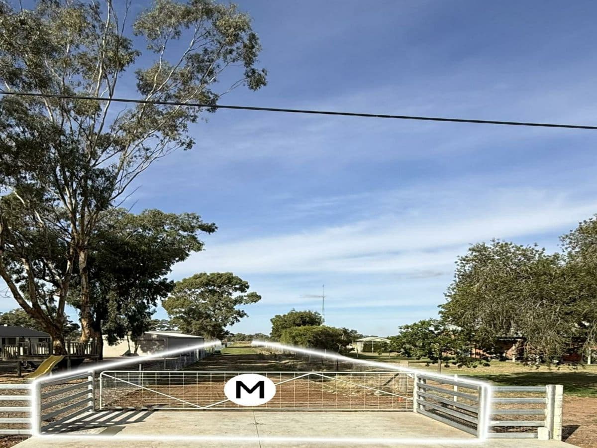 334 Petersham Road, LEETON, Leeton - Thumbnail 2