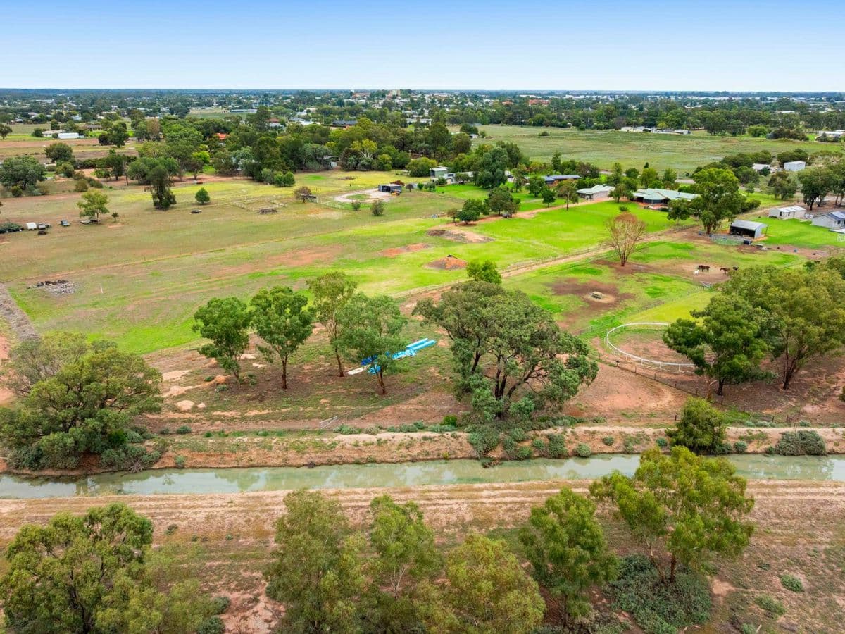 334 Petersham Road, LEETON, Leeton - Thumbnail 5