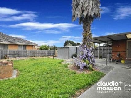 7 Charles Street, Hadfield - Thumbnail 4