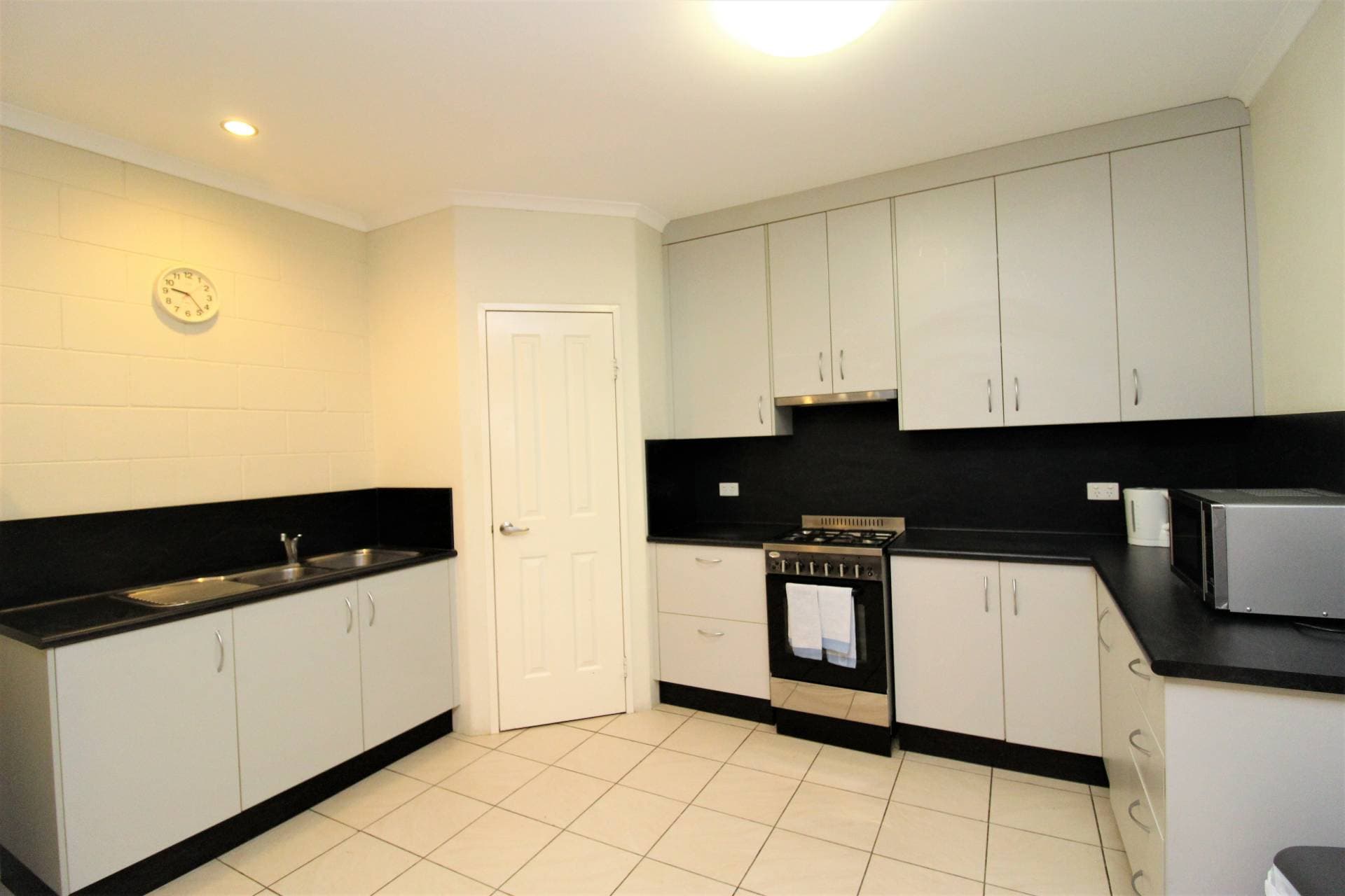 1-3, 12 Thirteenth Ave, Mount Isa, Mount Isa - Thumbnail 5