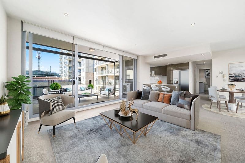 10/12 Marcus Clarke Street, City - Image 1