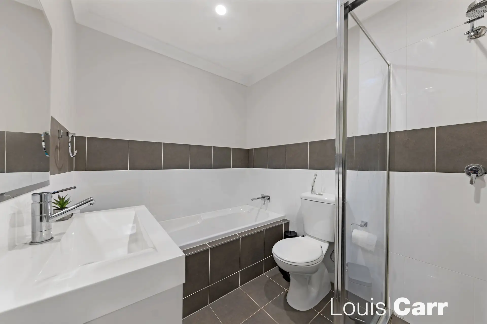 30/570 Sunnyholt Road, Stanhope Gardens NSW, Stanhope Gardens - Thumbnail 7
