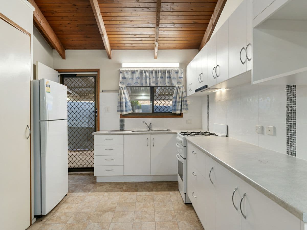 1/108a Ewing Road, WOODRIDGE, Woodridge - Thumbnail 4
