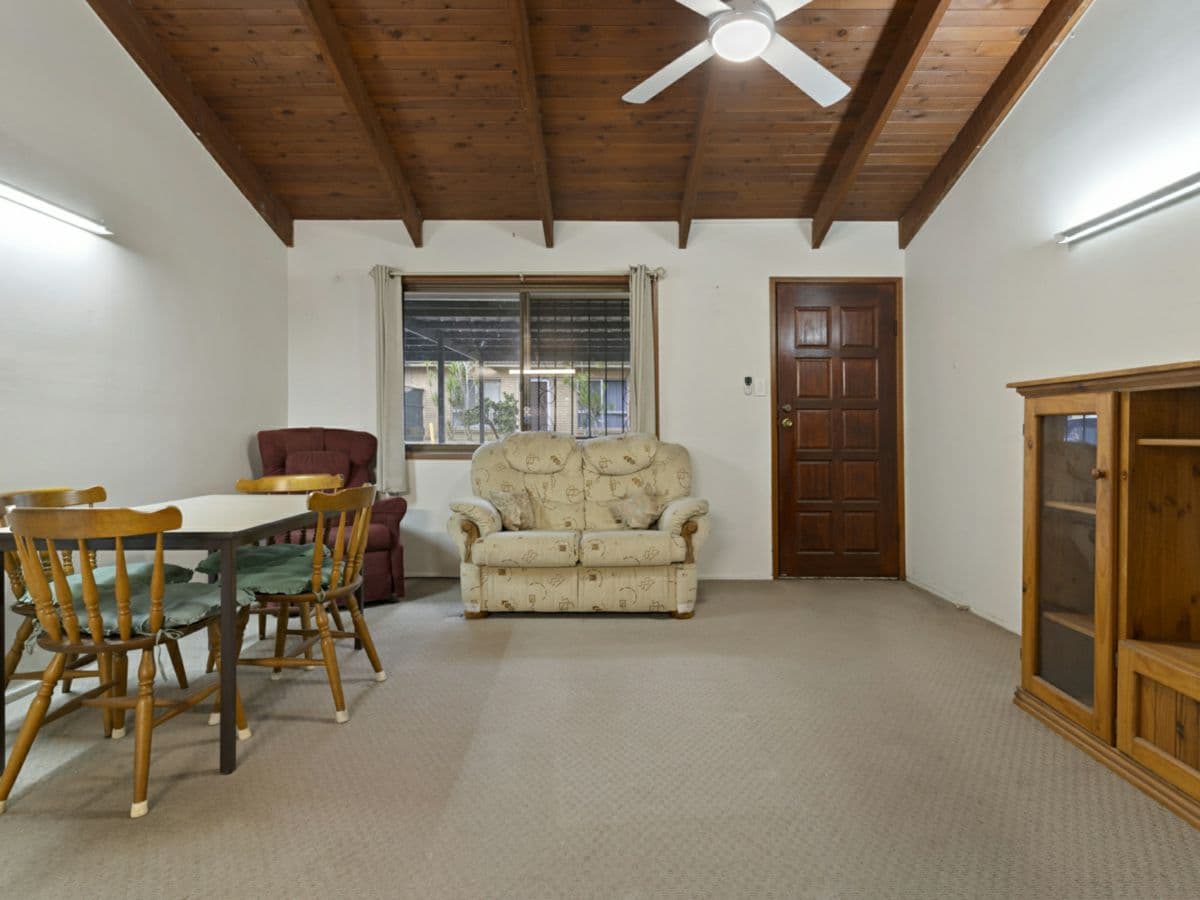 1/108a Ewing Road, WOODRIDGE, Woodridge - Thumbnail 5