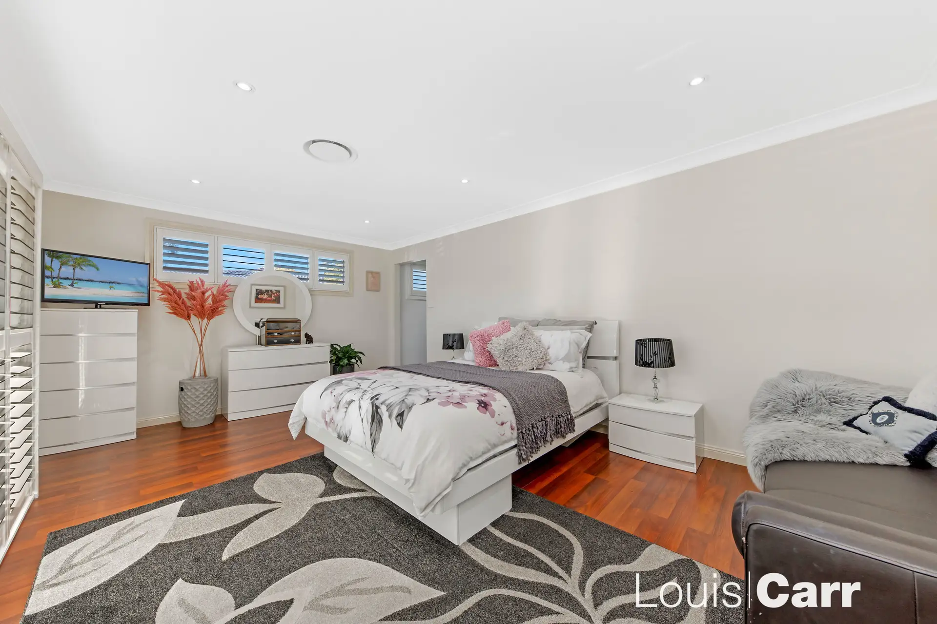 10 Linksley Avenue, Glenhaven NSW, Glenhaven - Thumbnail 2