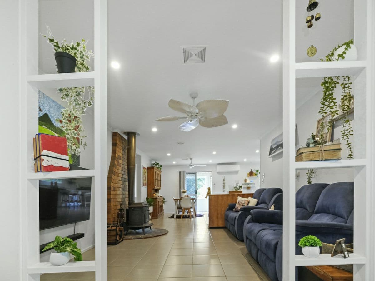 2 Russell Street, MOUNT PERRY, Mount Perry - Thumbnail 4