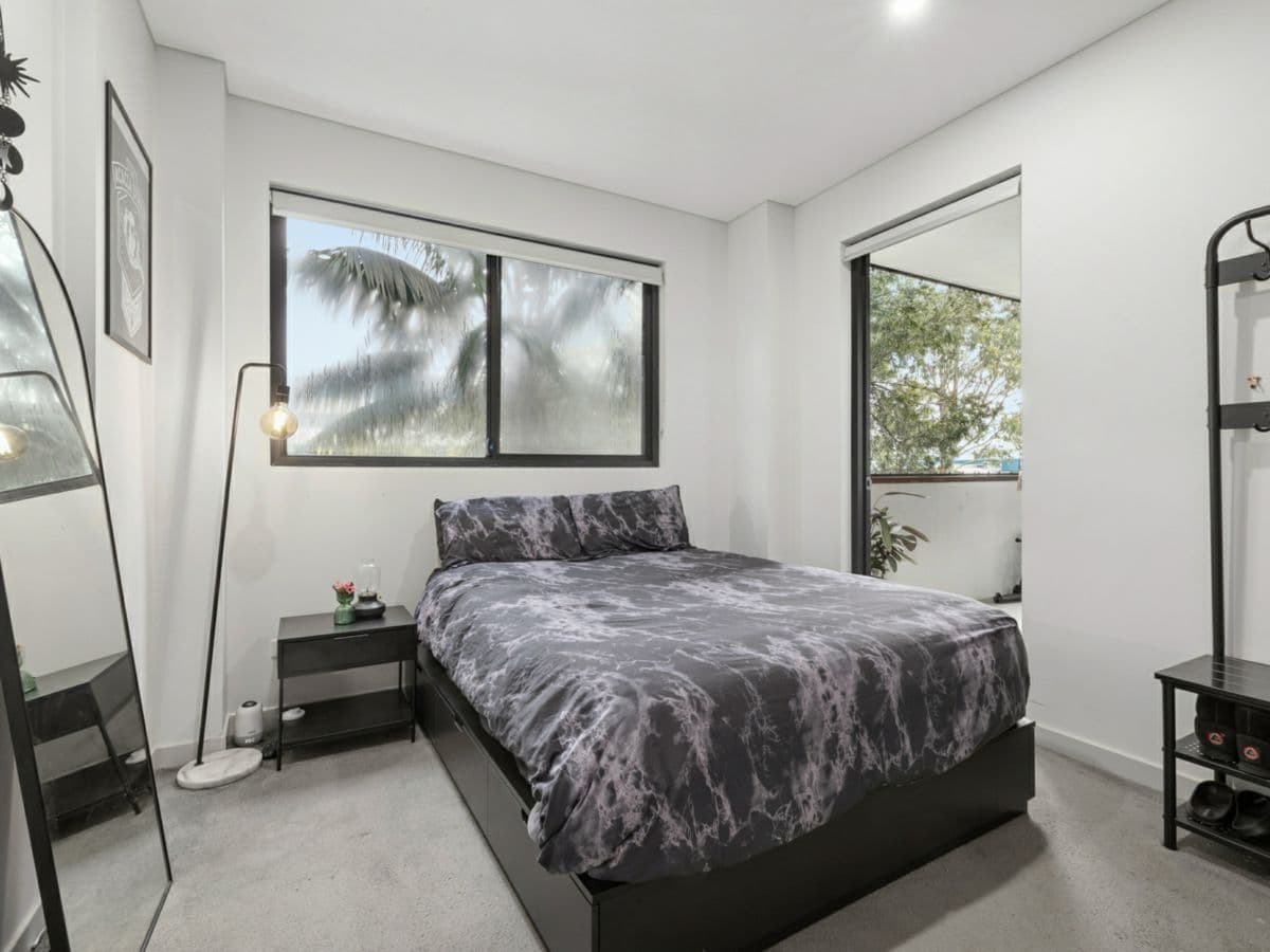 102/7 Hinkler Avenue, CARINGBAH, Caringbah - Thumbnail 4