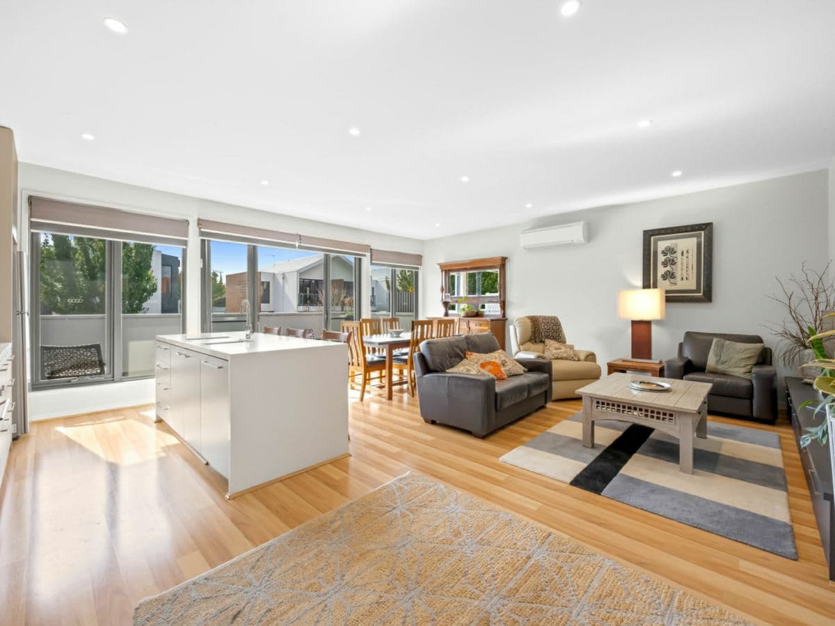 27 Monteith Place, BALLARAT CENTRAL, Ballarat Central - Thumbnail 4