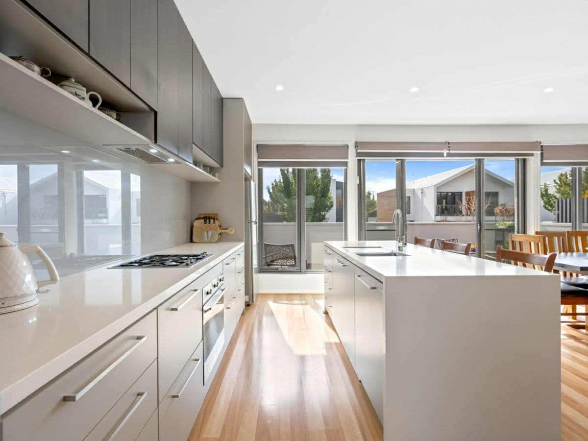 27 Monteith Place, BALLARAT CENTRAL, Ballarat Central - Thumbnail 5