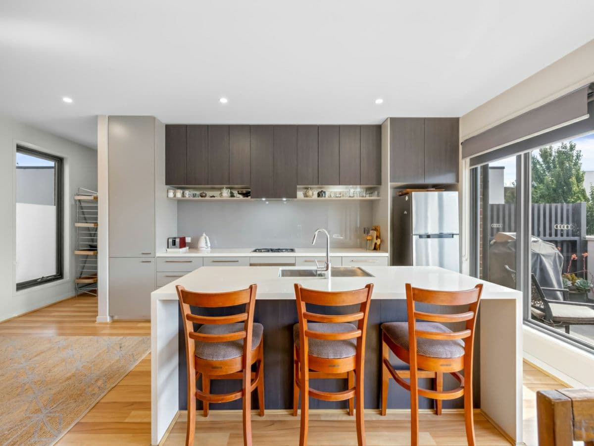 27 Monteith Place, BALLARAT CENTRAL, Ballarat Central - Thumbnail 6