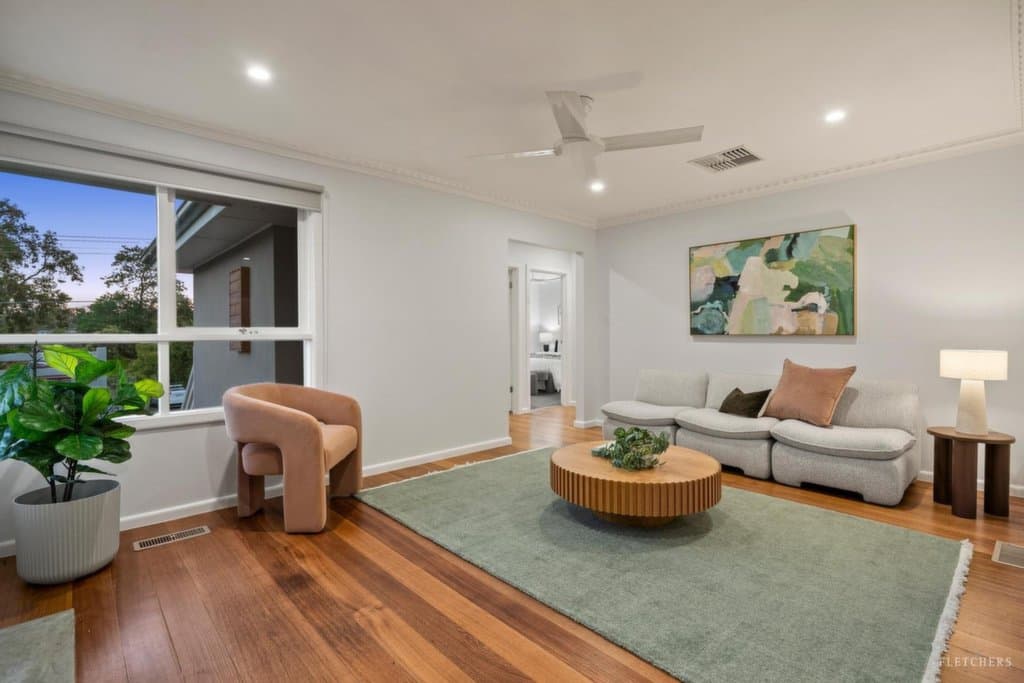 24 Ballantyne Crescent, Kilsyth - Thumbnail 4