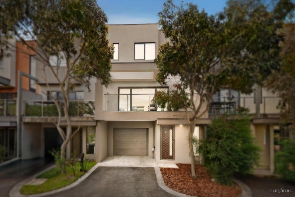 16 Primary Street, Mooroolbark - Thumbnail 2
