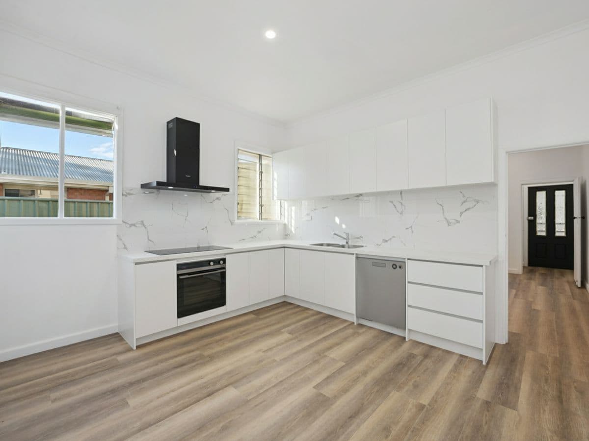 25 Short Street, KANGAROO FLAT, Kangaroo Flat - Thumbnail 3