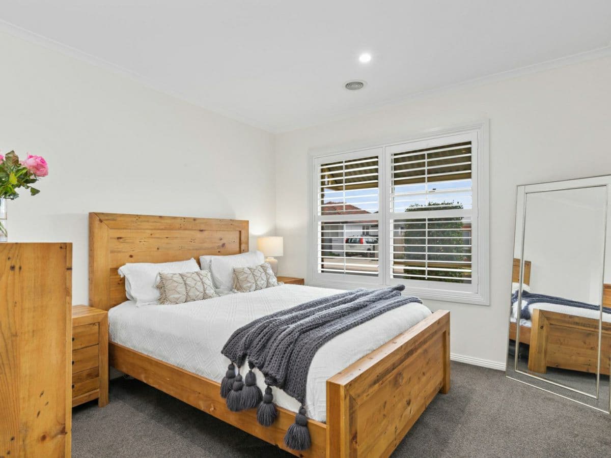 4 Ursa Street, BELMONT, Belmont - Thumbnail 5