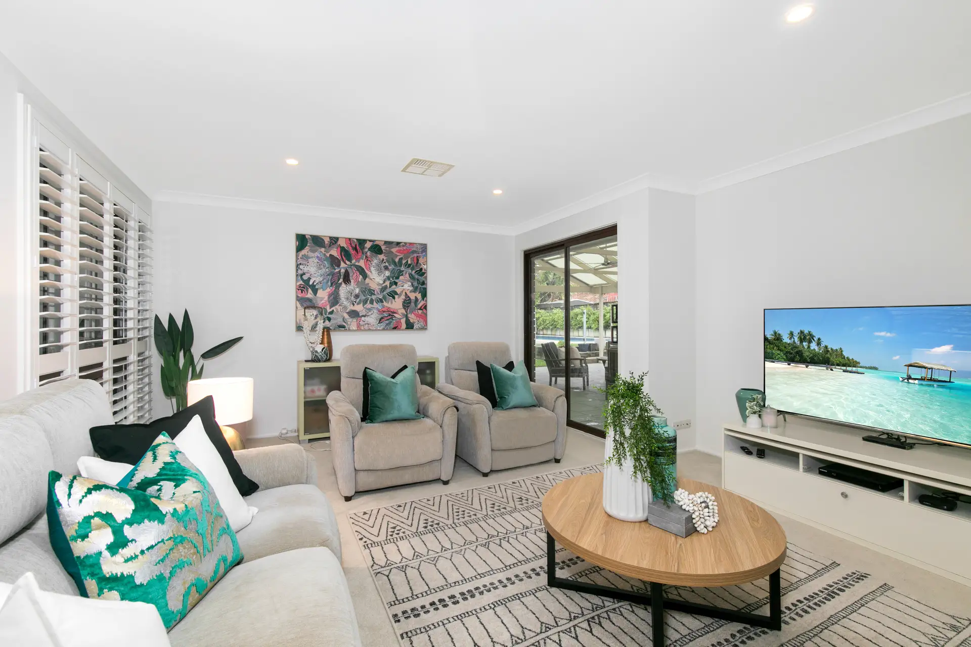 22 Appletree Drive, Cherrybrook NSW, Cherrybrook - Thumbnail 2