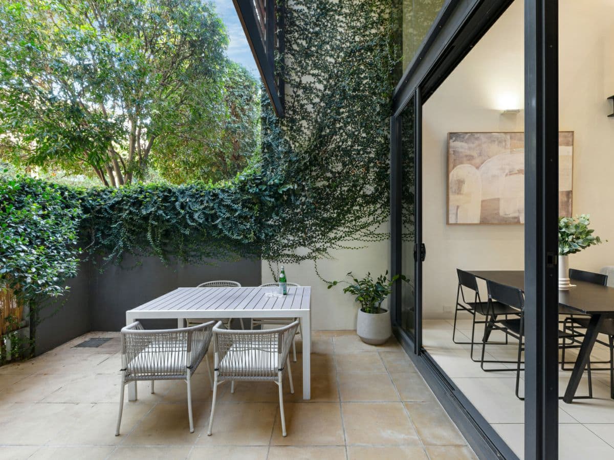 20 Chapel Mews, SOUTH YARRA, South Yarra - Image 1