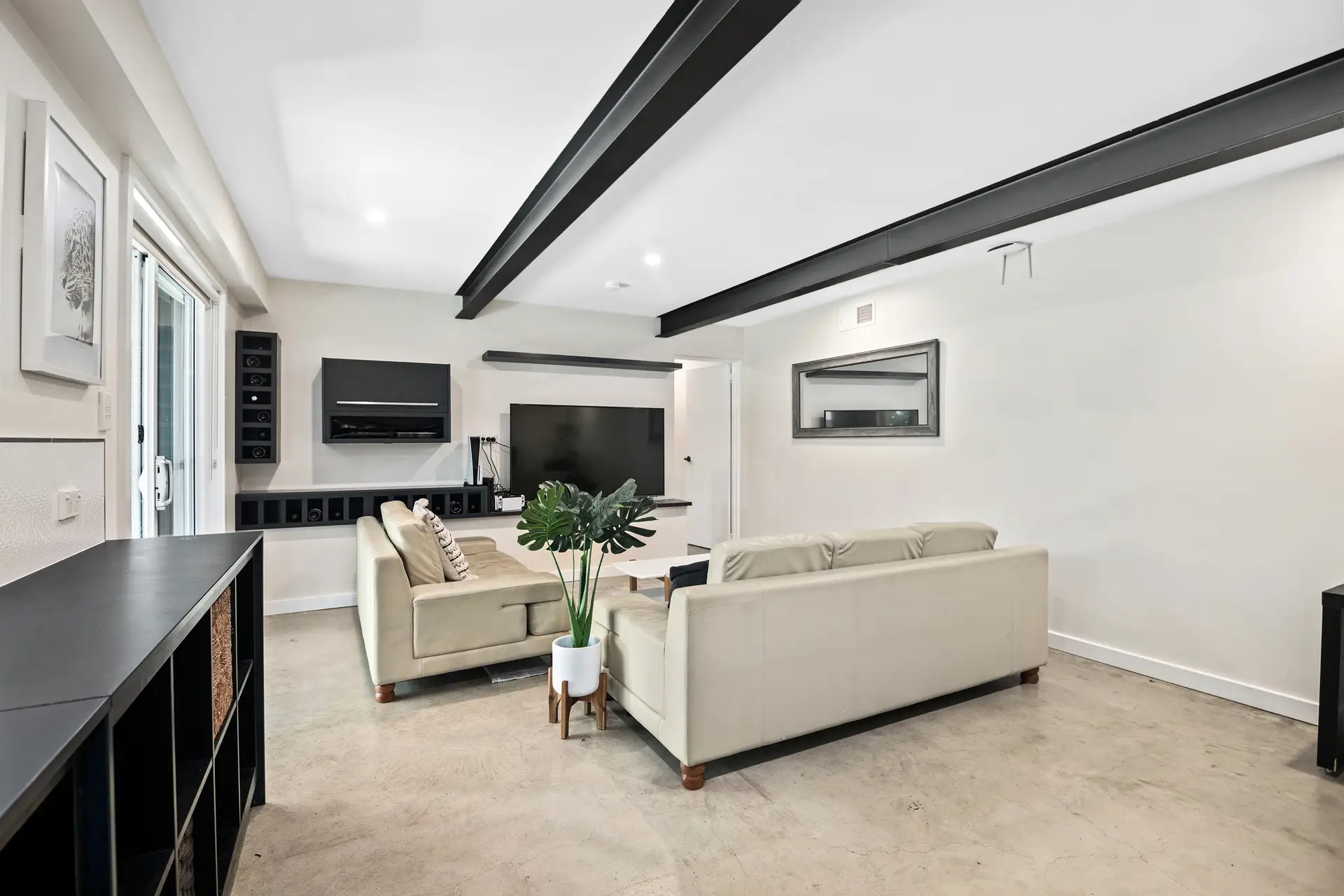 46 Ulundri Drive, Castle Hill NSW, Castle Hill - Thumbnail 8