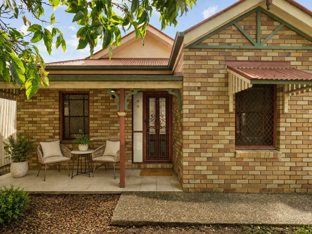 17 Orchard Crescent, SPRINGFIELD LAKES, Springfield Lakes - Thumbnail 2
