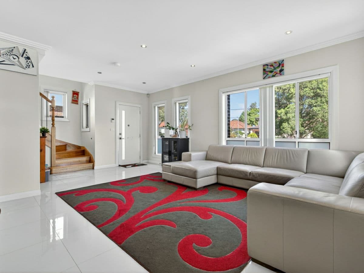 1/7-9 Magowar Road, PENDLE HILL, Pendle Hill - Thumbnail 2