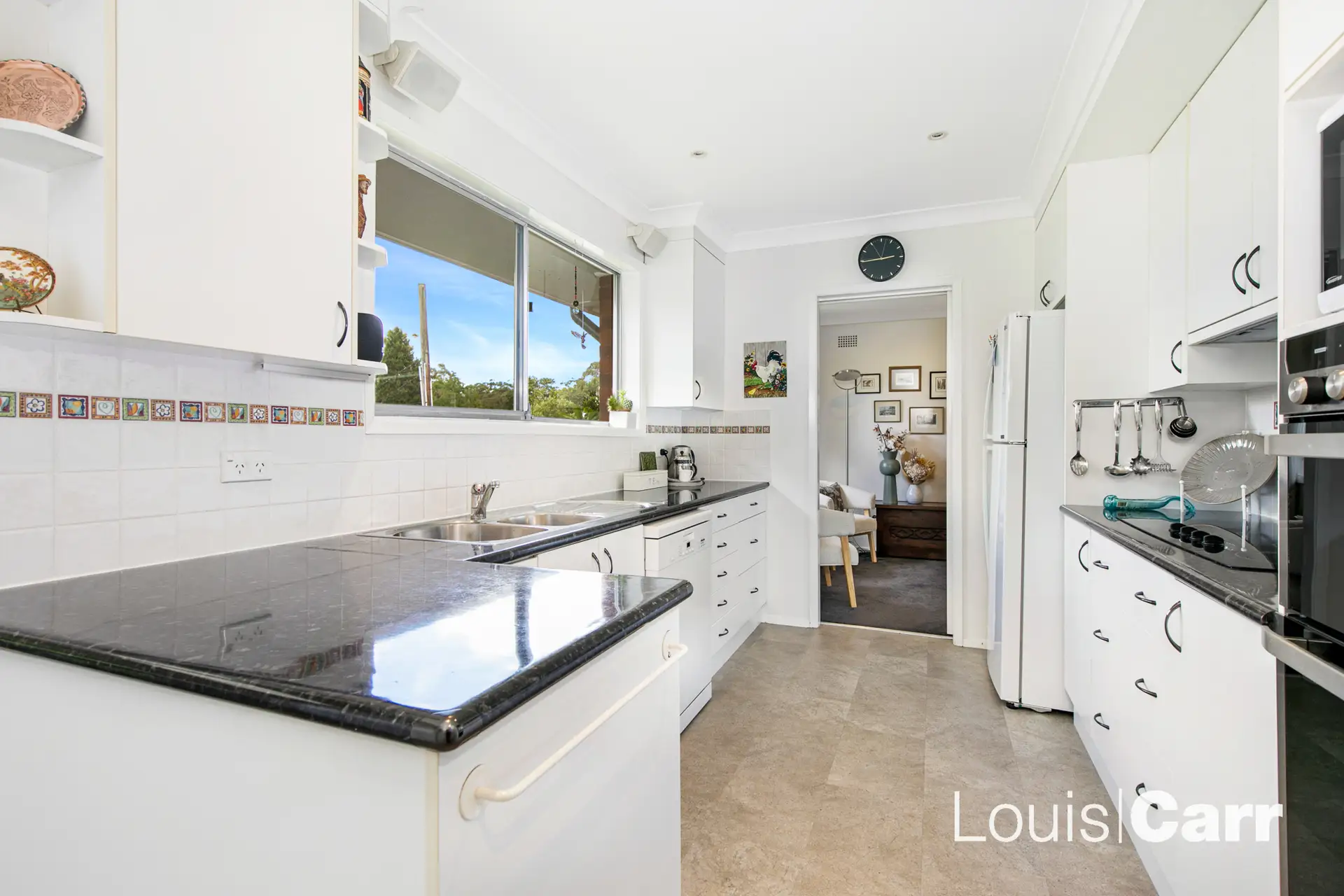 4 Stewart Drive, Castle Hill NSW, Castle Hill - Thumbnail 4