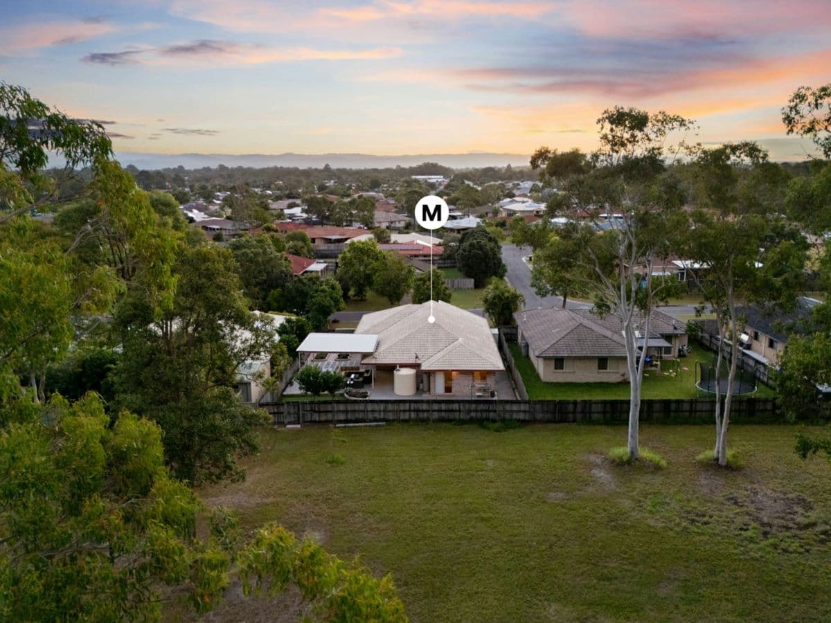 47 Candle Crescent, CABOOLTURE, Caboolture - Thumbnail 2