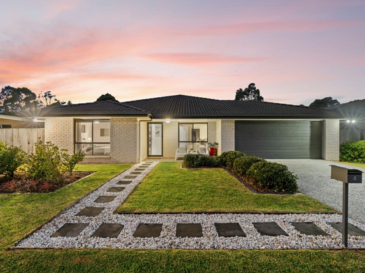 4 Bothwell Place, CABOOLTURE, Caboolture - Image 1