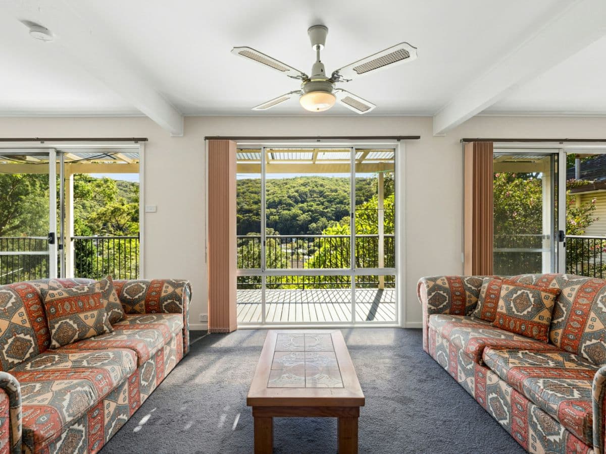 13 Sublime Point Avenue, TASCOTT, Tascott - Thumbnail 3
