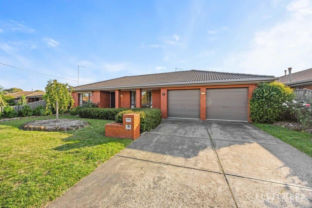 5 Shasta Drive, Delacombe - Image 1