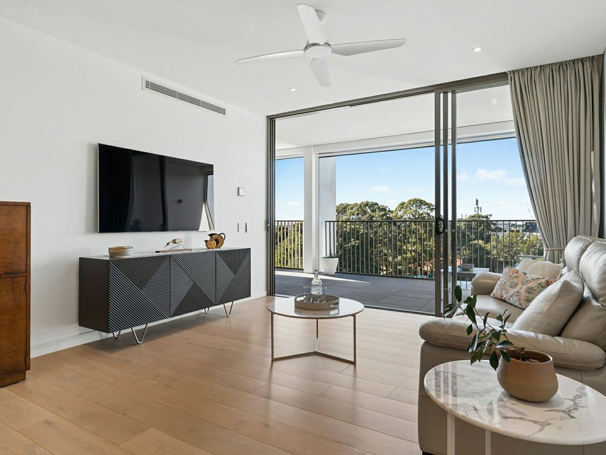 BB602/6-18 University Road, MIRANDA, Miranda - Image 1