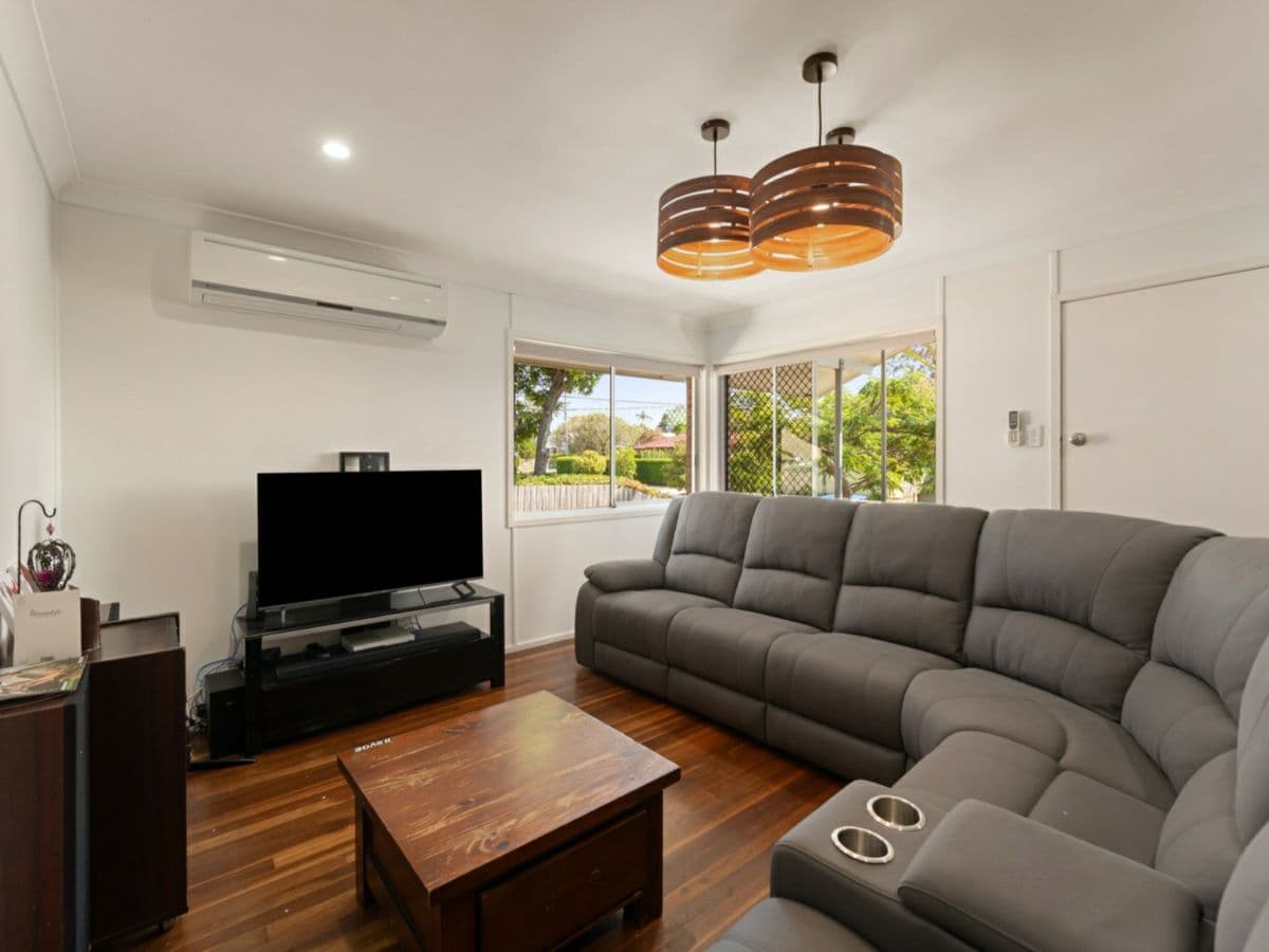 6 Wallace Street, REDCLIFFE, Redcliffe - Thumbnail 6