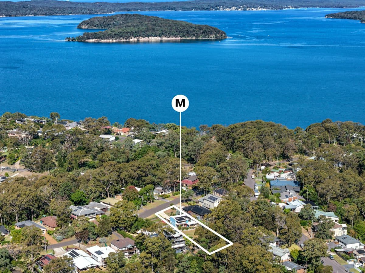40 Tuloa Street, WANGI WANGI, Wangi Wangi - Image 1