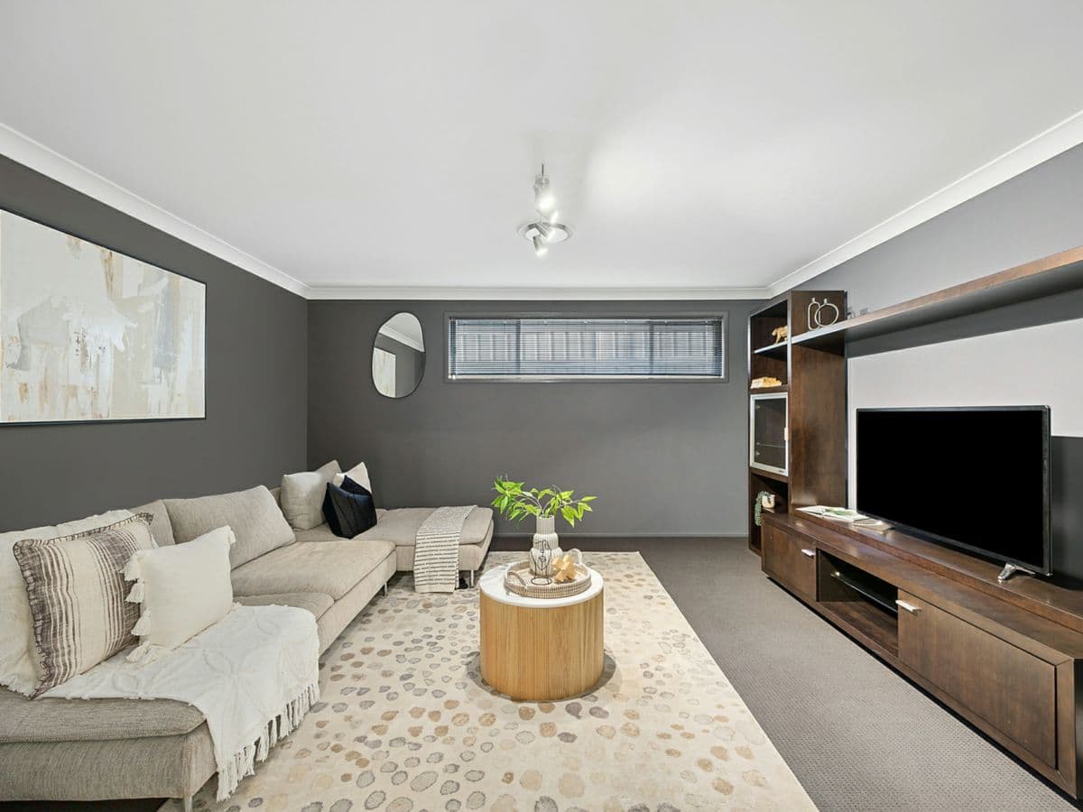 19 Colonial Street, WADALBA, Wadalba - Thumbnail 6
