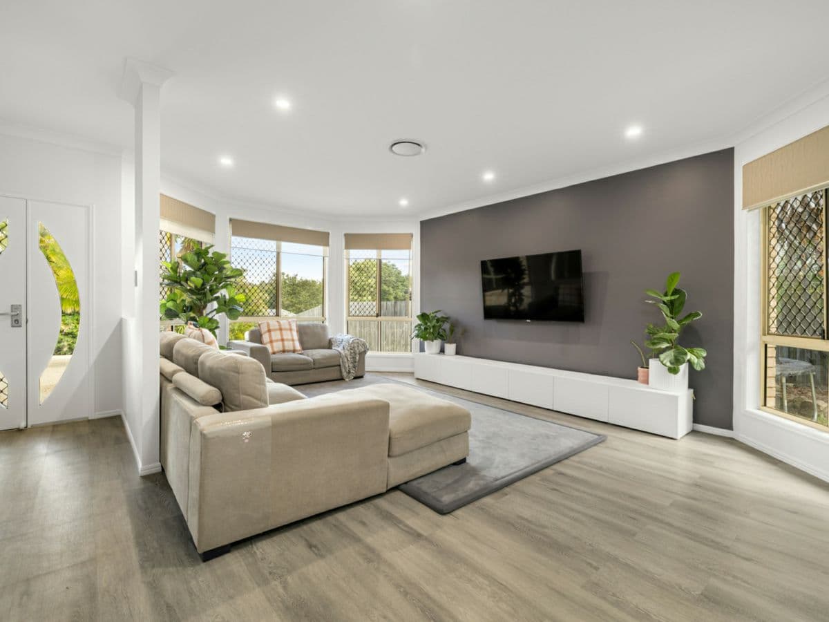 15 Caper Close, SPRINGFIELD LAKES, Springfield Lakes - Thumbnail 3