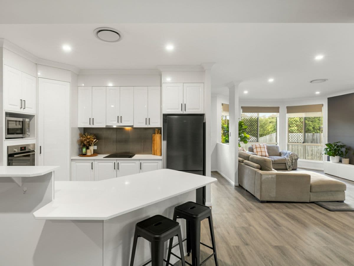 15 Caper Close, SPRINGFIELD LAKES, Springfield Lakes - Thumbnail 6