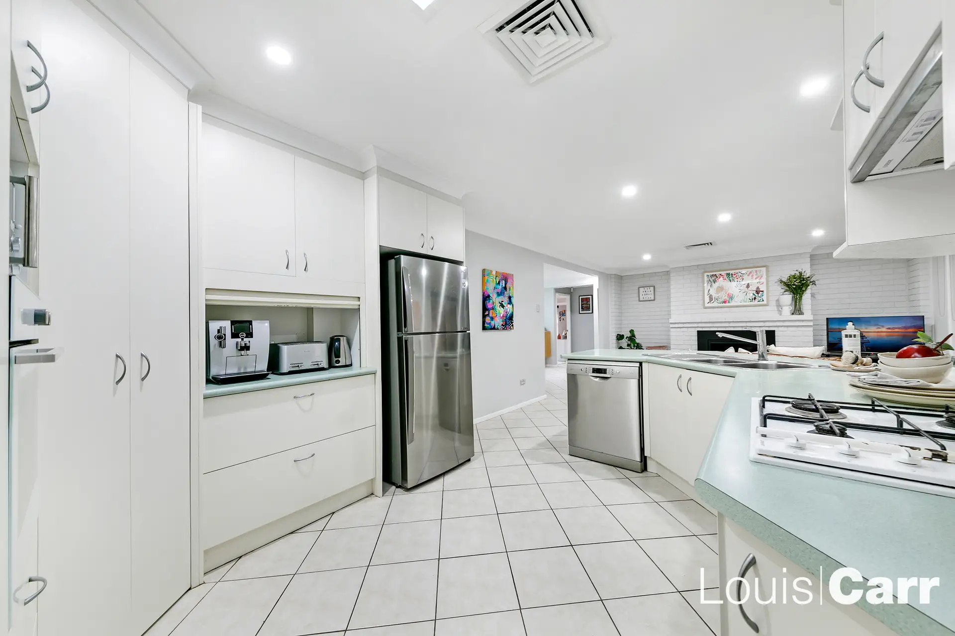 6 Waterloo Avenue, Castle Hill NSW, Castle Hill - Thumbnail 3