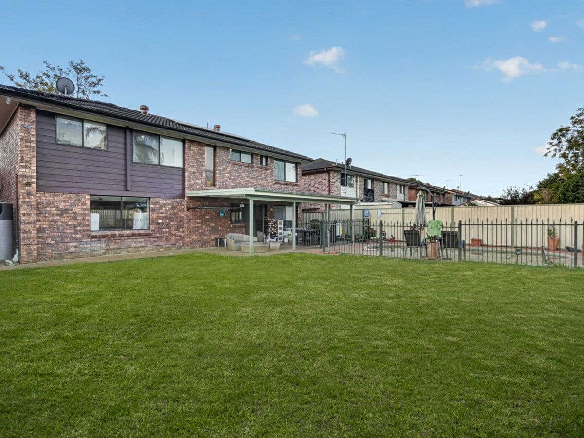 18 Hunter Street, MCGRATHS HILL, McGraths Hill - Thumbnail 3