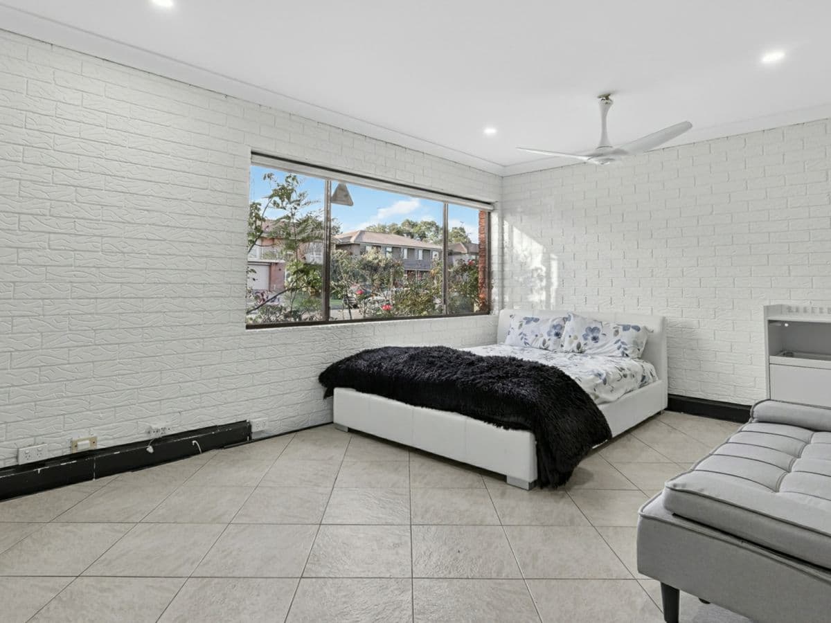 18 Hunter Street, MCGRATHS HILL, McGraths Hill - Thumbnail 8