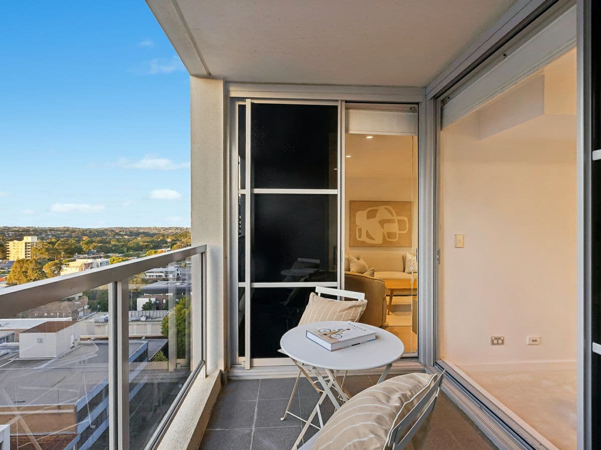1003/15 Atchison Street, ST LEONARDS, St Leonards - Thumbnail 3