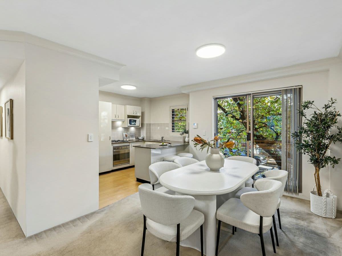 4/30 Ridge Street, NORTH SYDNEY, North Sydney - Thumbnail 2