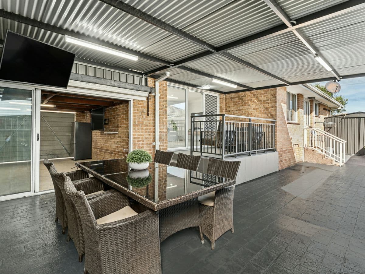 1/72-74 Mimosa Street, BEXLEY, Bexley - Thumbnail 2