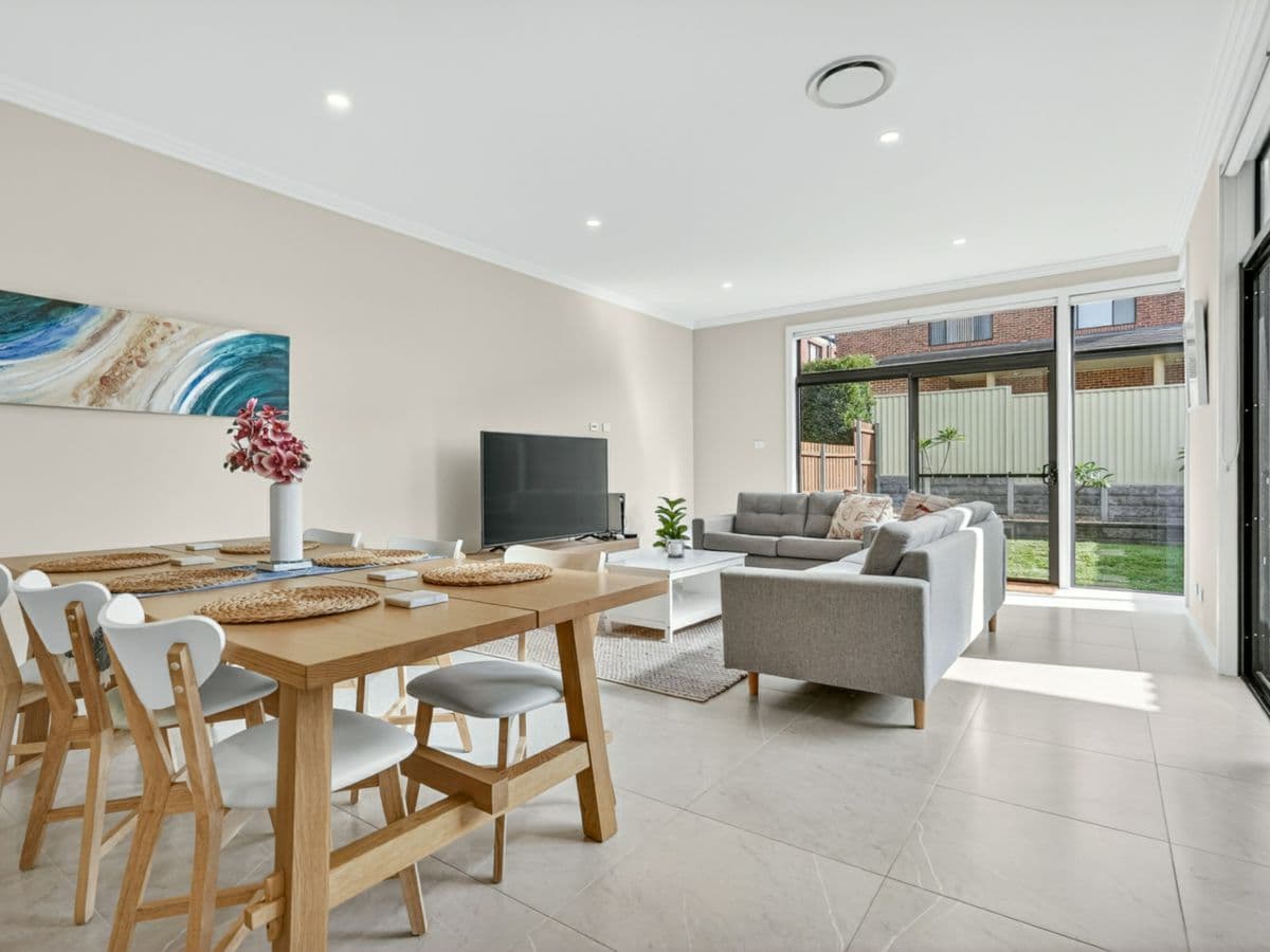 42 Lavender Avenue, KELLYVILLE, Kellyville - Thumbnail 2