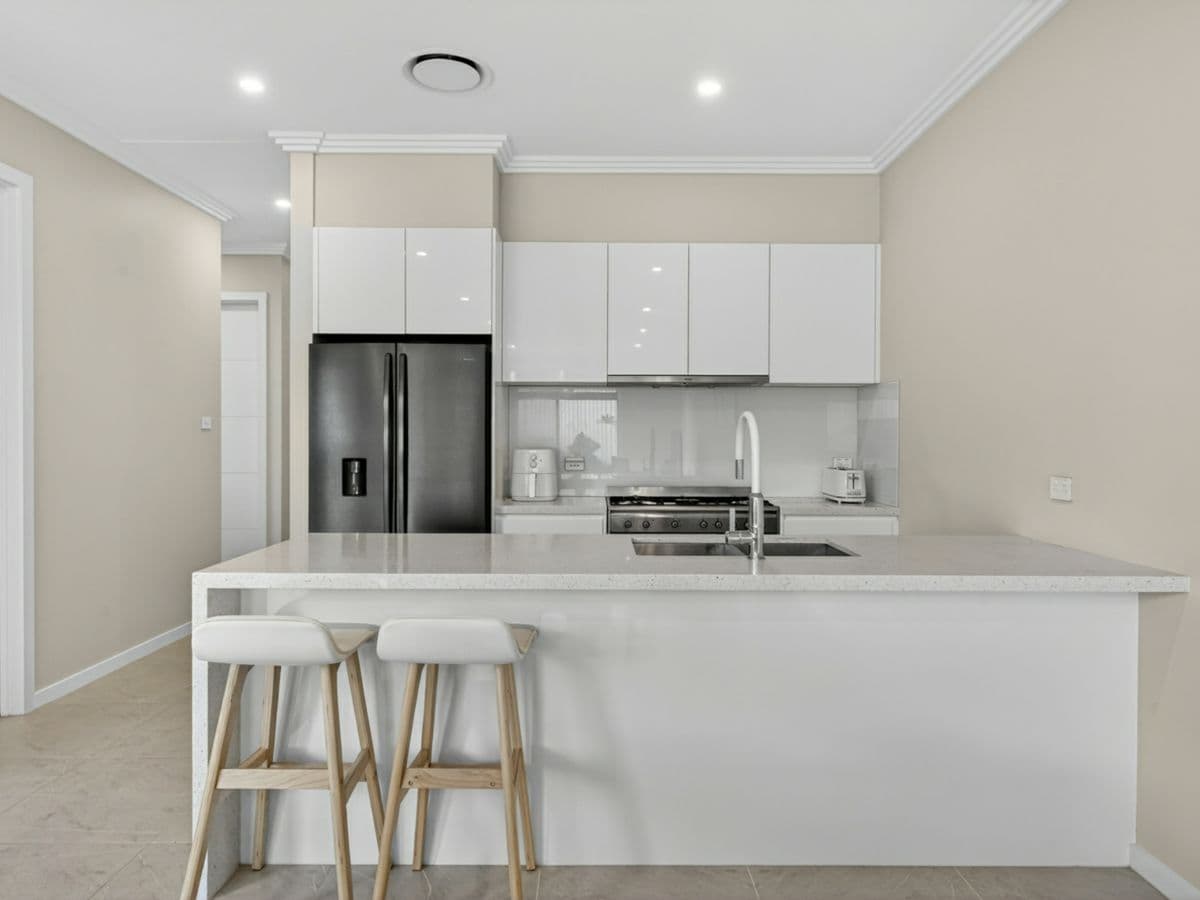 42 Lavender Avenue, KELLYVILLE, Kellyville - Thumbnail 6