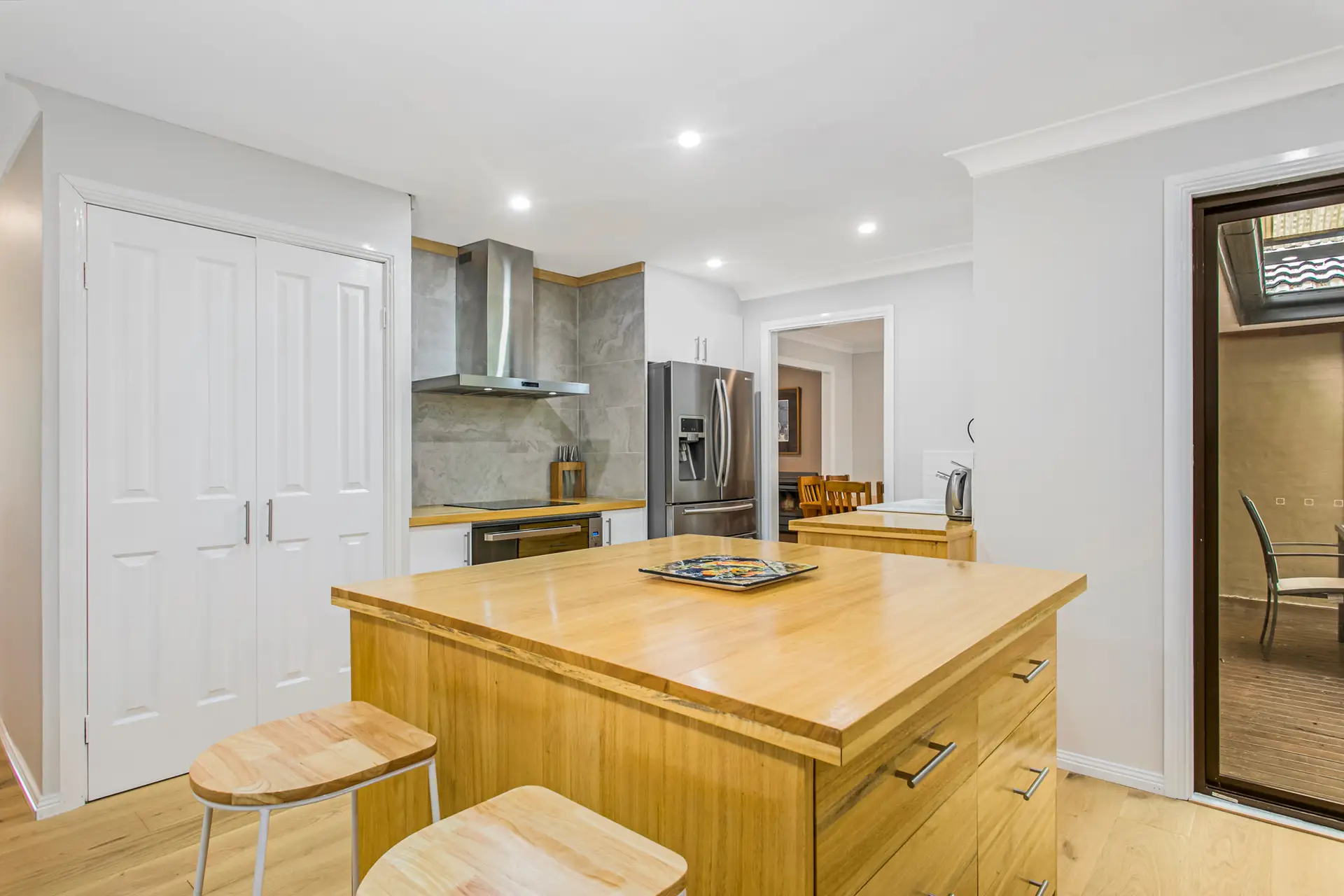 25 Hancock Drive, Cherrybrook NSW, Cherrybrook - Thumbnail 2