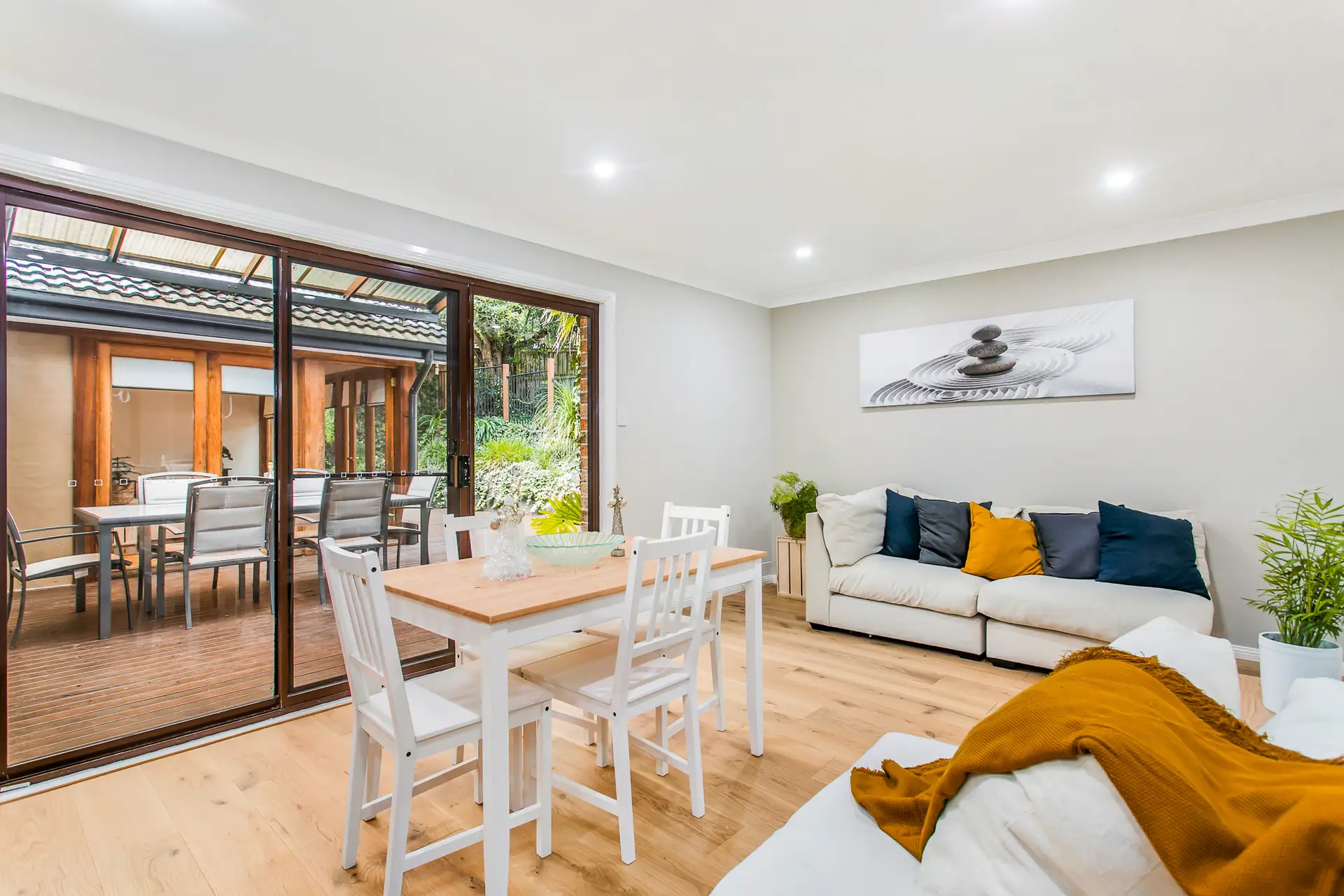 25 Hancock Drive, Cherrybrook NSW, Cherrybrook - Thumbnail 3