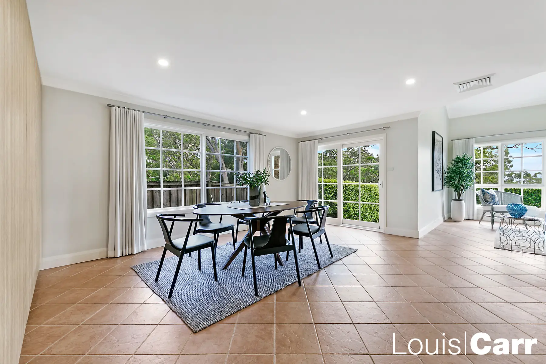 10 Huntingdale Circle, Castle Hill NSW, Castle Hill - Thumbnail 4