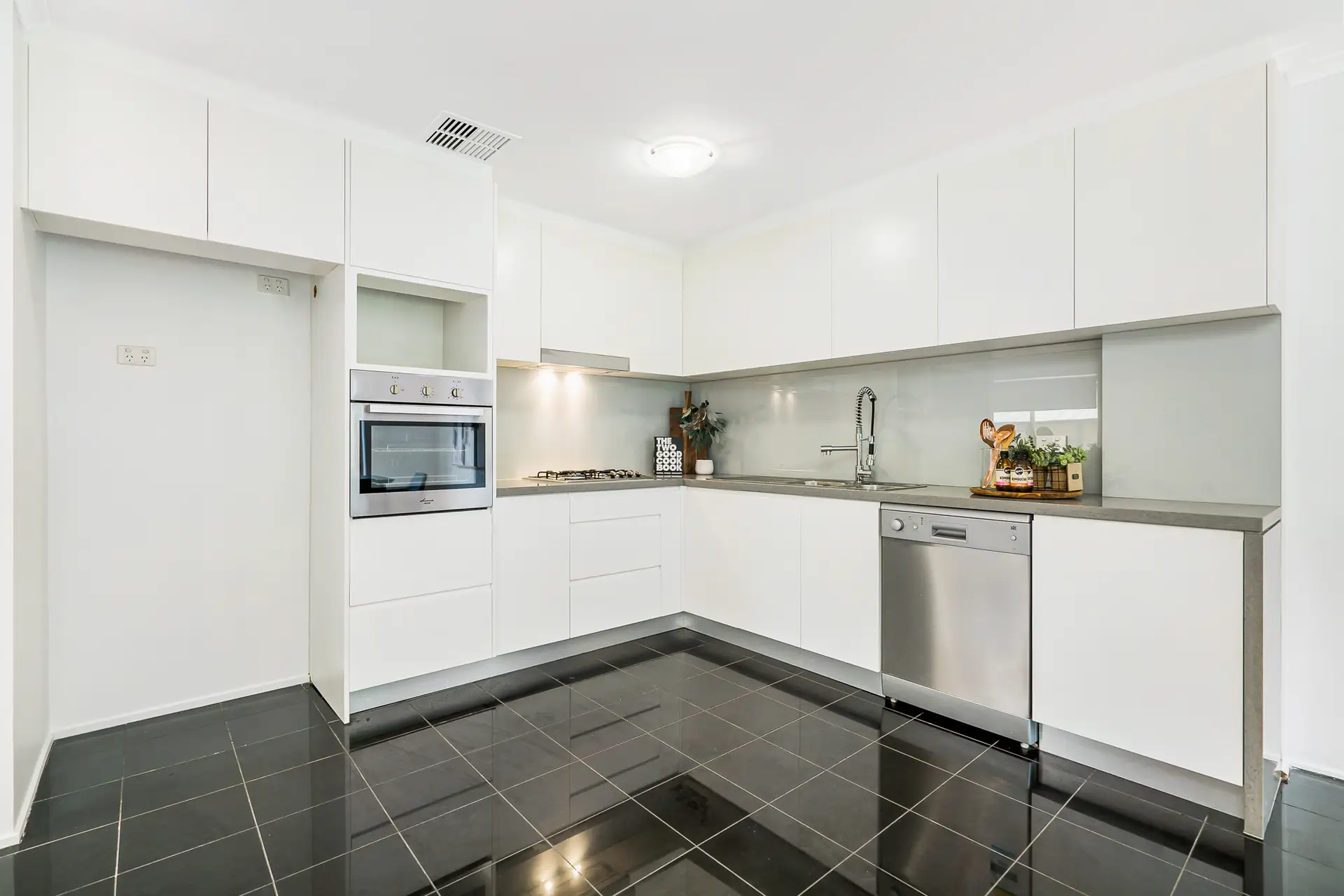 1/4 Haven Court, Cherrybrook NSW, Cherrybrook - Thumbnail 6