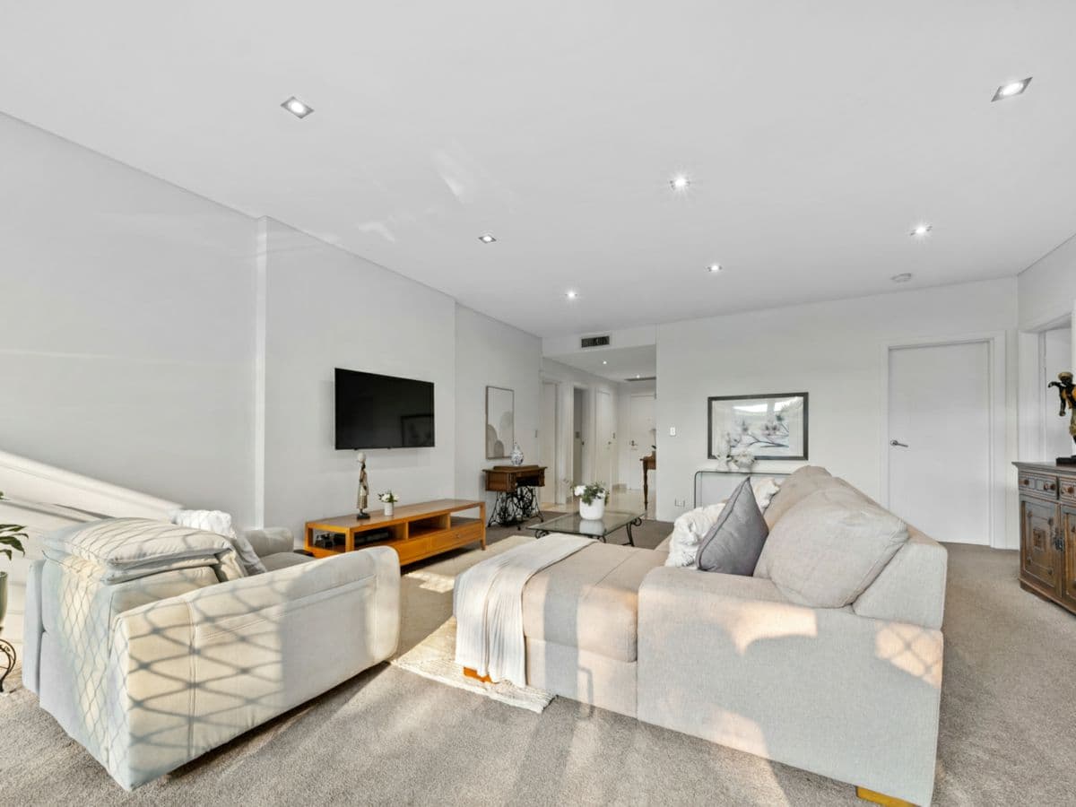 1/1-5 Lynbara Avenue, ST IVES, St Ives - Thumbnail 2