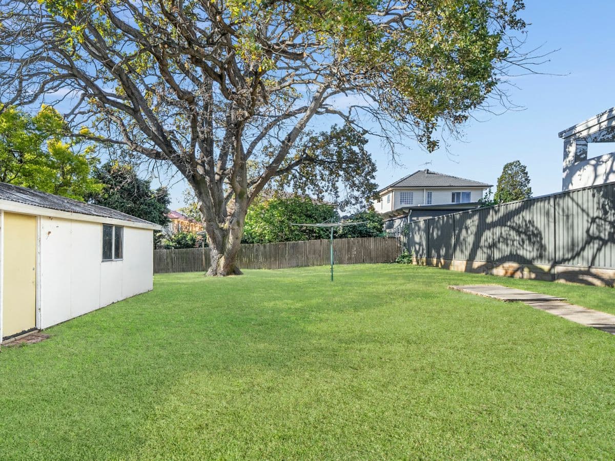 19 Ryrie Street, NORTH RYDE, North Ryde - Thumbnail 2