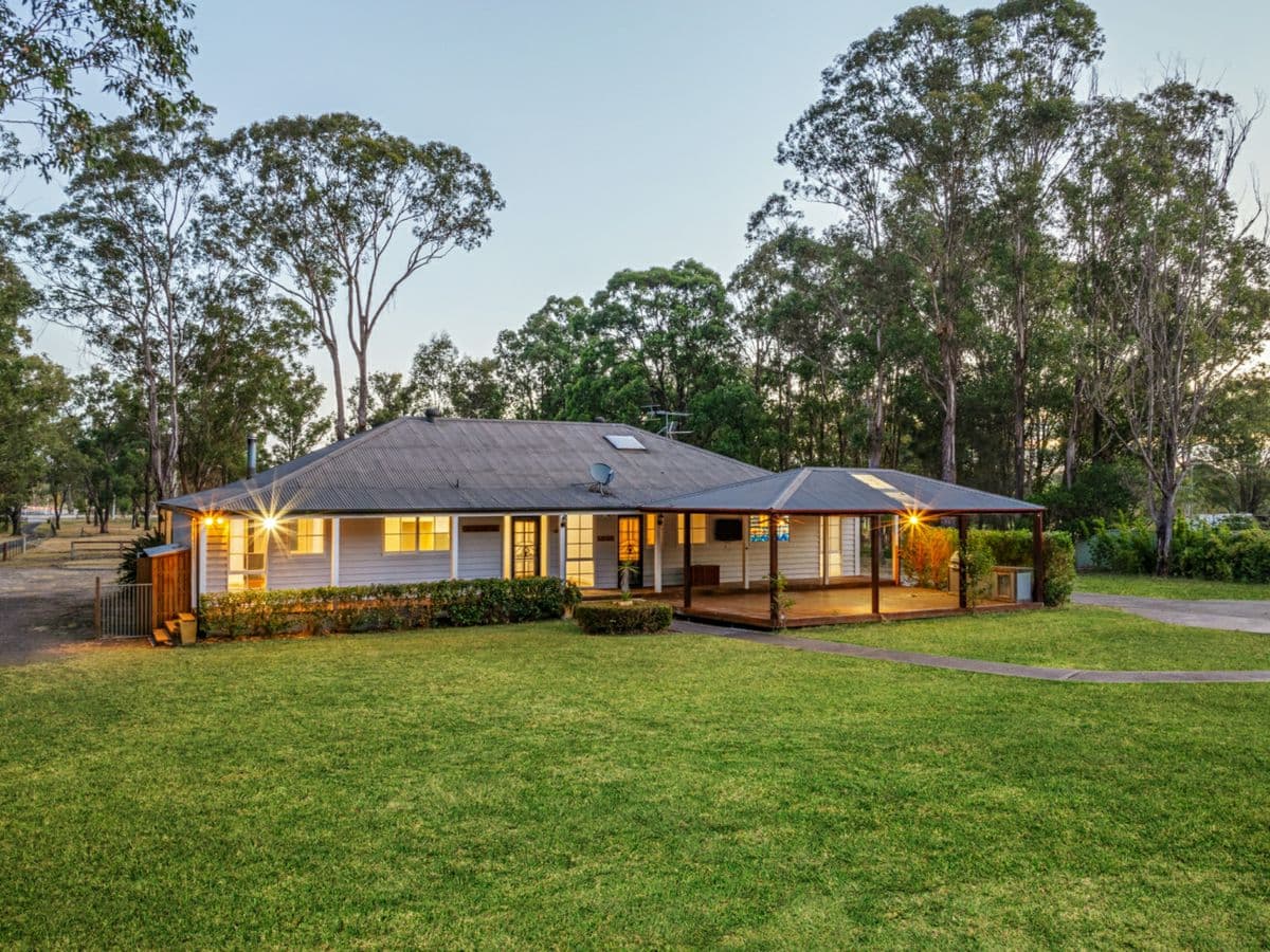 61 Buckingham Street, PITT TOWN, Pitt Town - Thumbnail 2